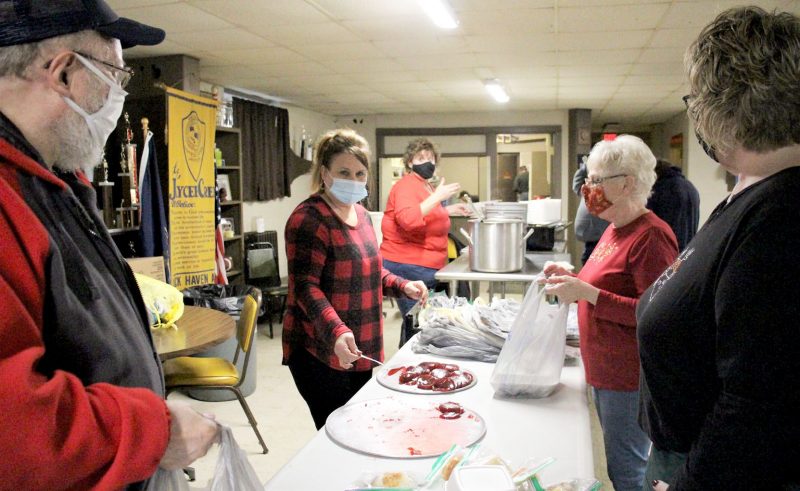 Jaycees hold annual holiday dinner | News, Sports, Jobs - Vimarsana News